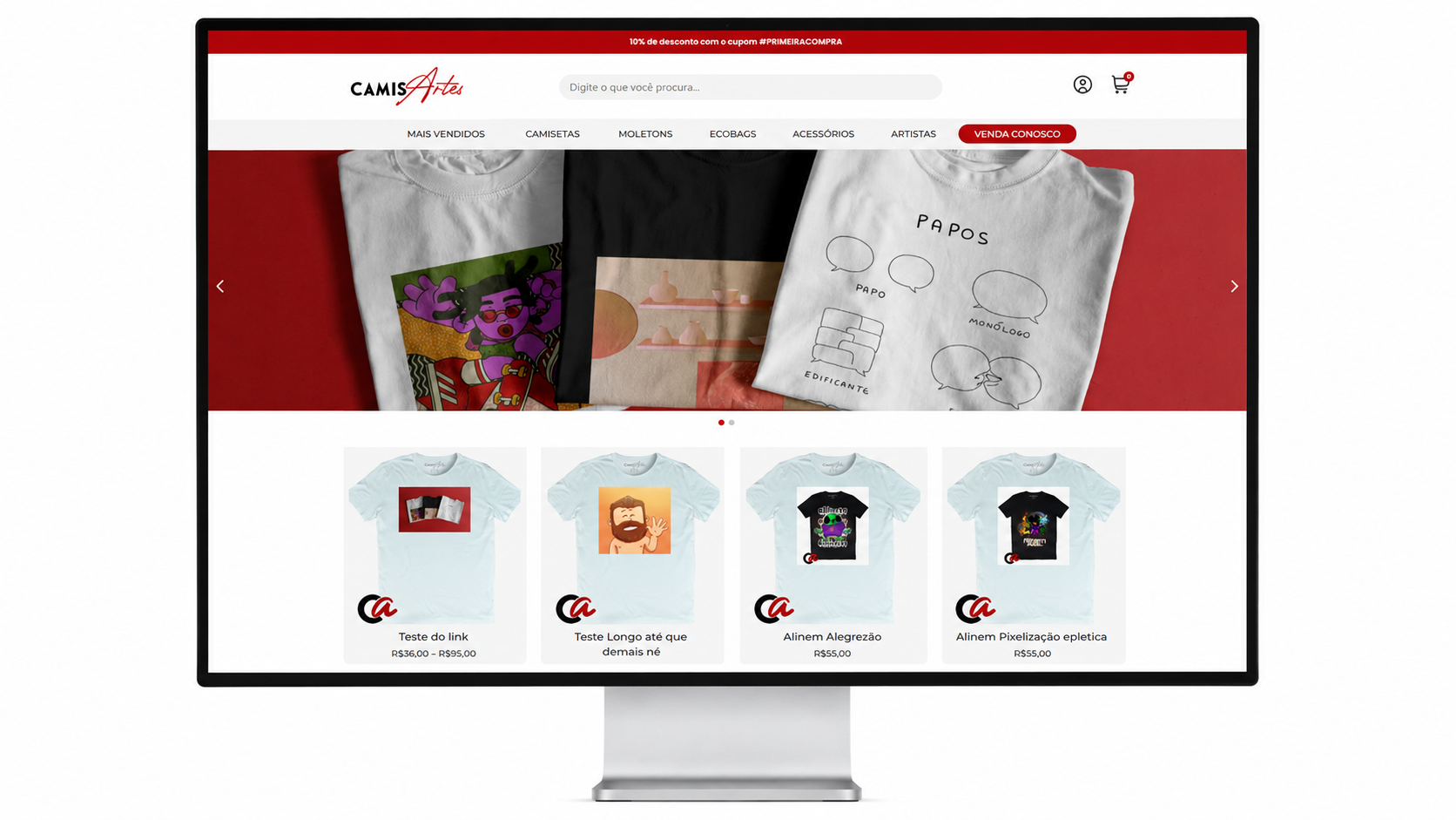 Marketplace de produtos exibido em um monitor, com vitrine, categorias e produtos de vários vendedores